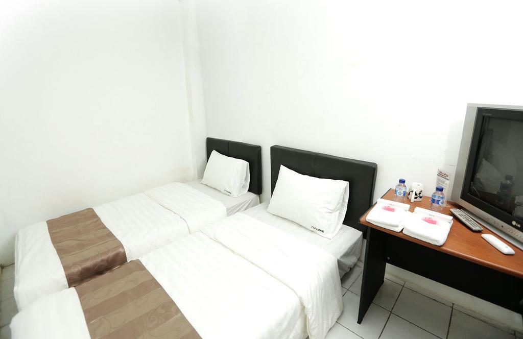 Hotel Ds Colive Siliwangi Semarang Pokój zdjęcie