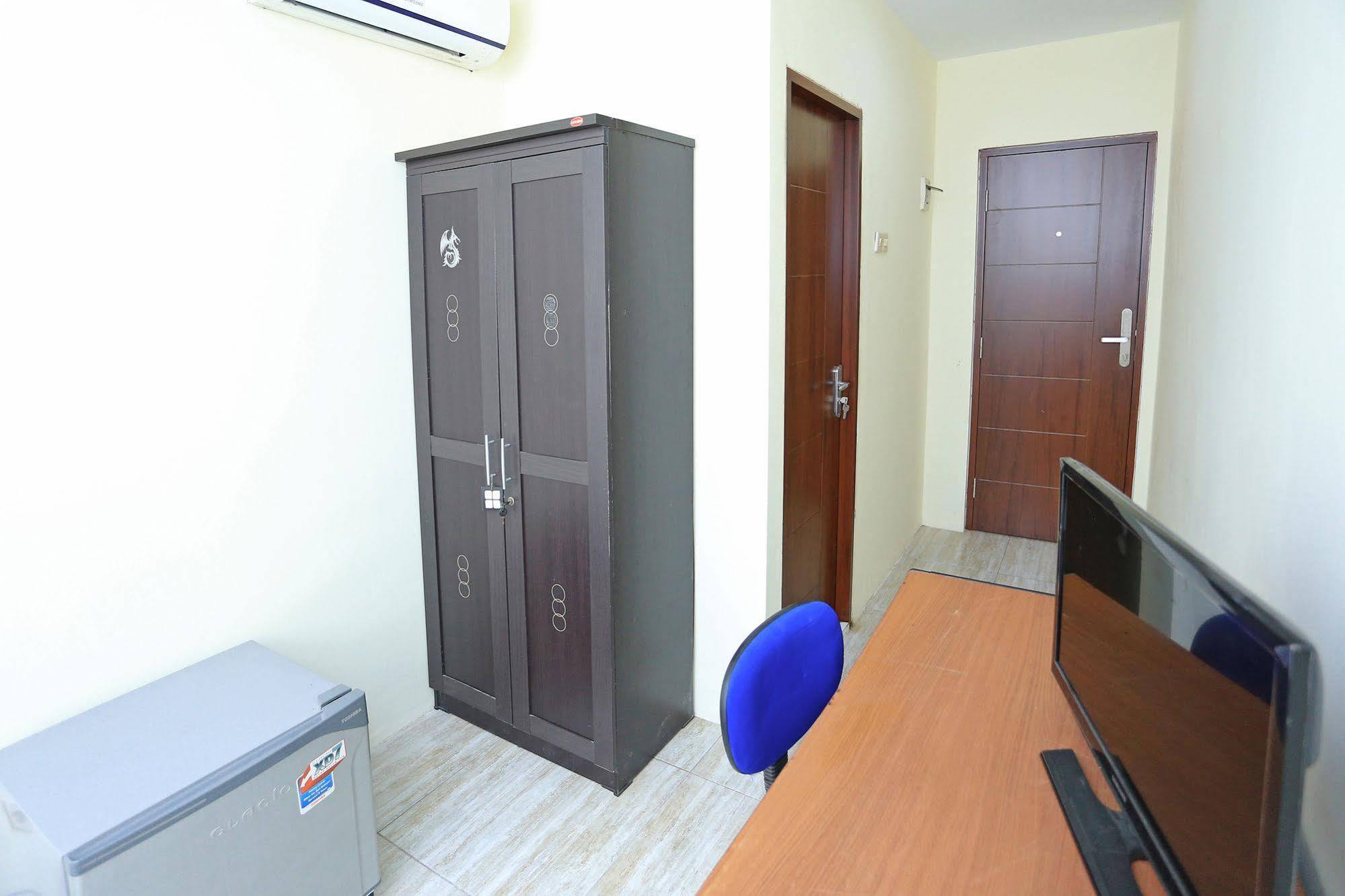 Hotel Ds Colive Siliwangi Semarang Zewnętrze zdjęcie